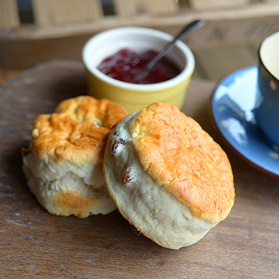 Pullin's Bakery Fruit Scones x 4